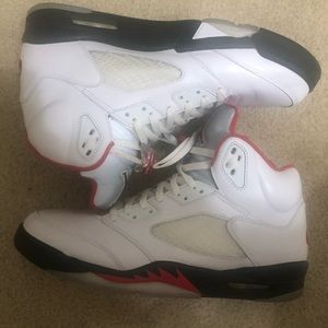 Men’s Jordan 5 Retro Fire Red 2020